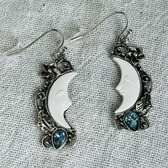 Silver Moon Face Filigree Floral Blue Stone Dangle Earrings - Picture 4 of 5
